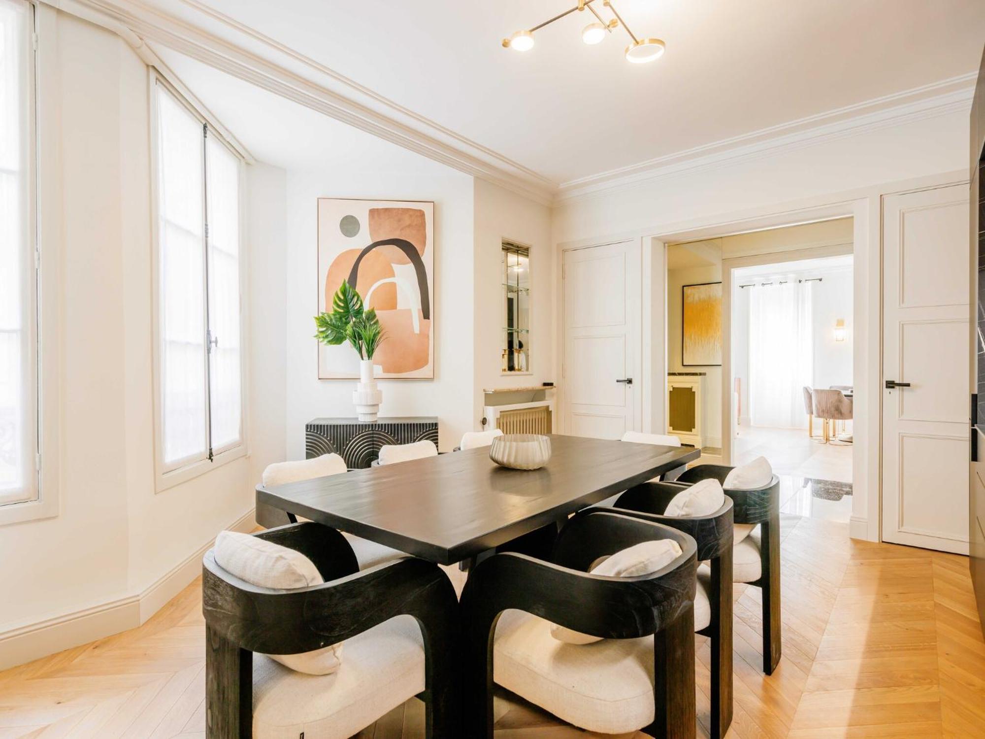 Appartement Exceptional - Trocadero 16th - Mobility Lease Parijs