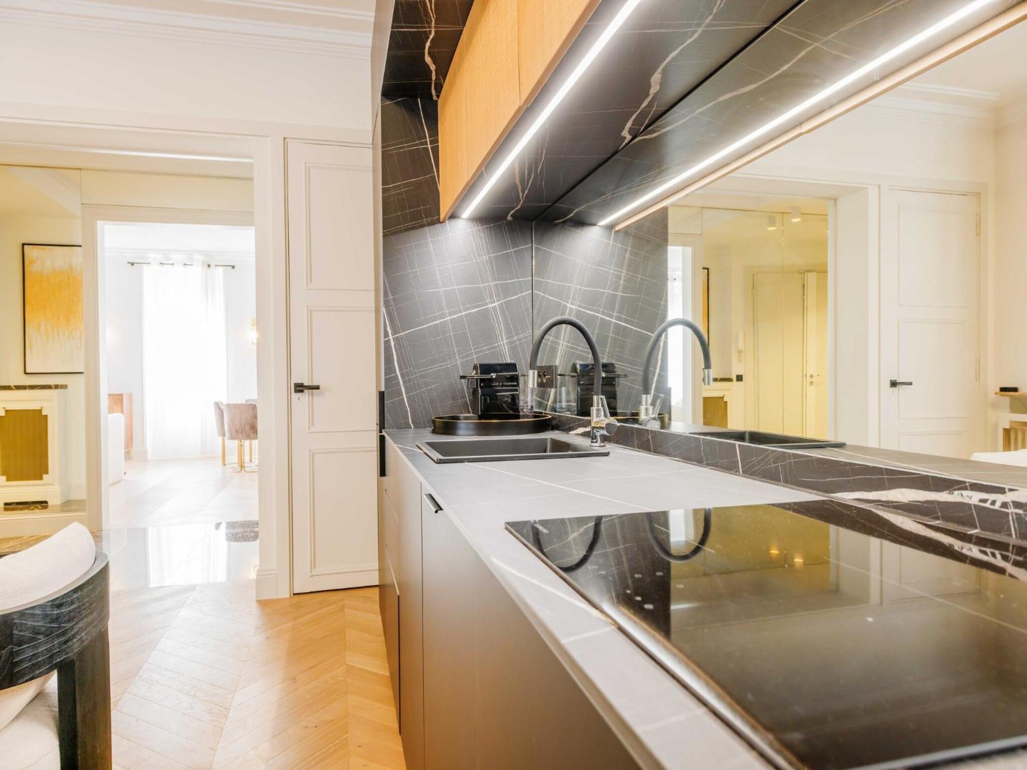 Appartement Exceptional - Trocadero 16th - Mobility Lease *